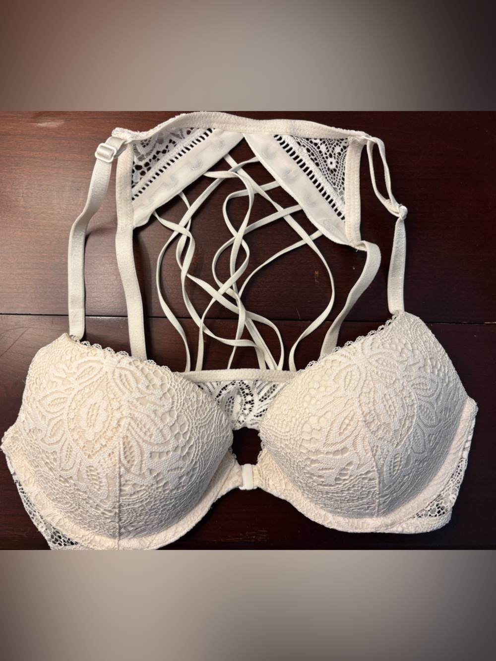 Victoria's Secret Cream Lace Strappy Push-Up Bra